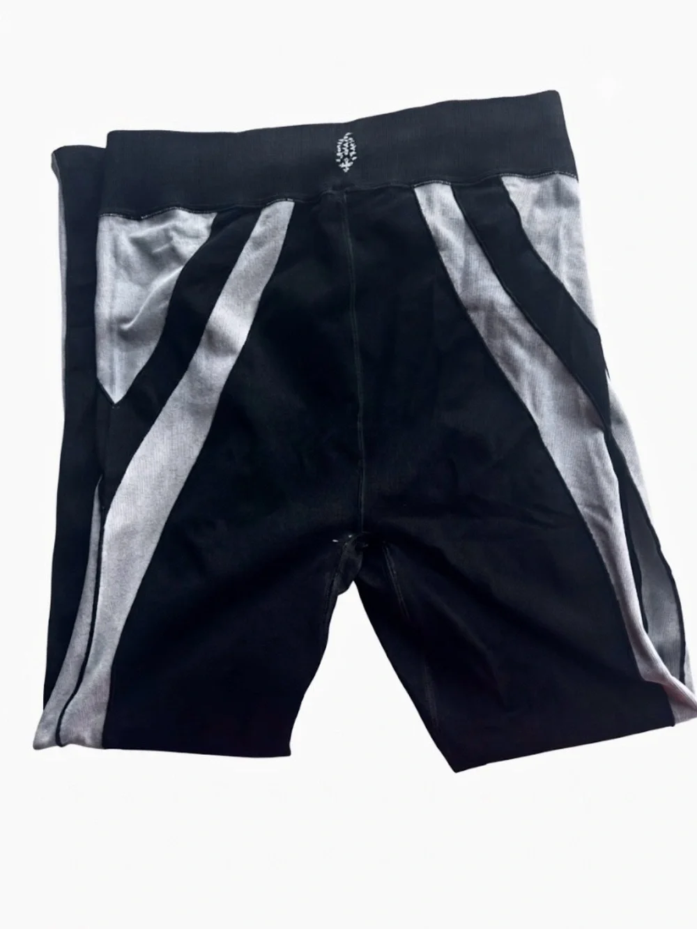 FP Movement by Free People Black and Gray Women’s Performance Leggings NWT - Picture 3 of 4